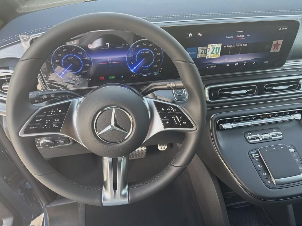 MERCEDES-BENZ EQV 300 L - foto 13