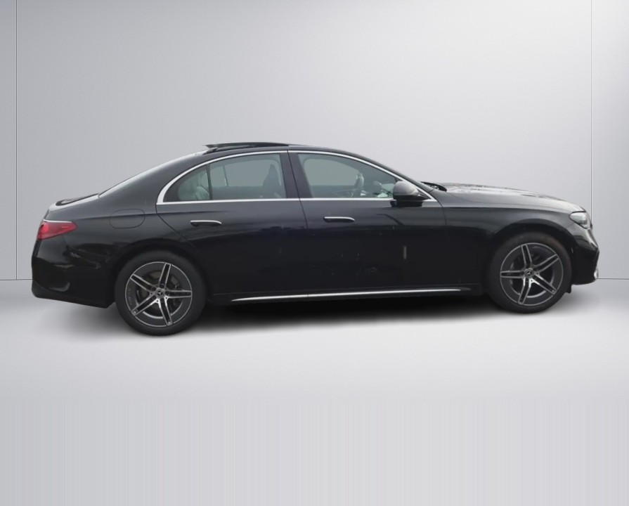 Mercedes-Benz E 400e 4MATIC AMG Line (2)
