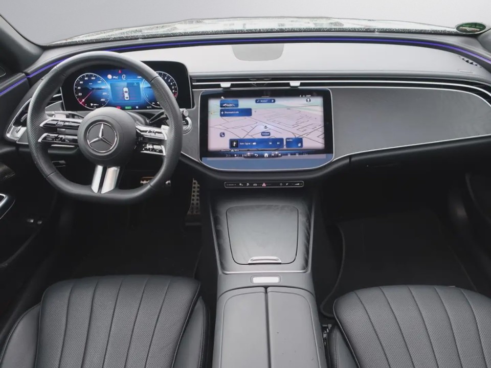 Mercedes-Benz E 400e 4MATIC AMG Line - foto 10
