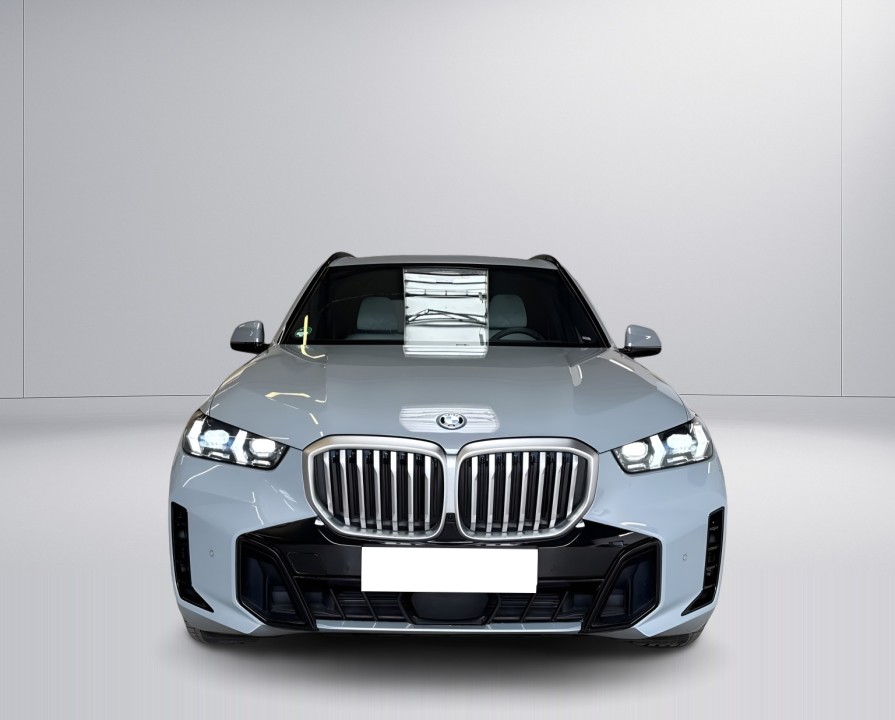 BMW X5 xDrive50e M-Sport (2)
