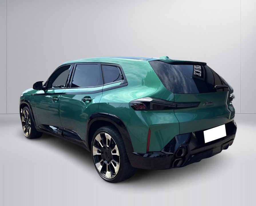 BMW XM 50e (3)