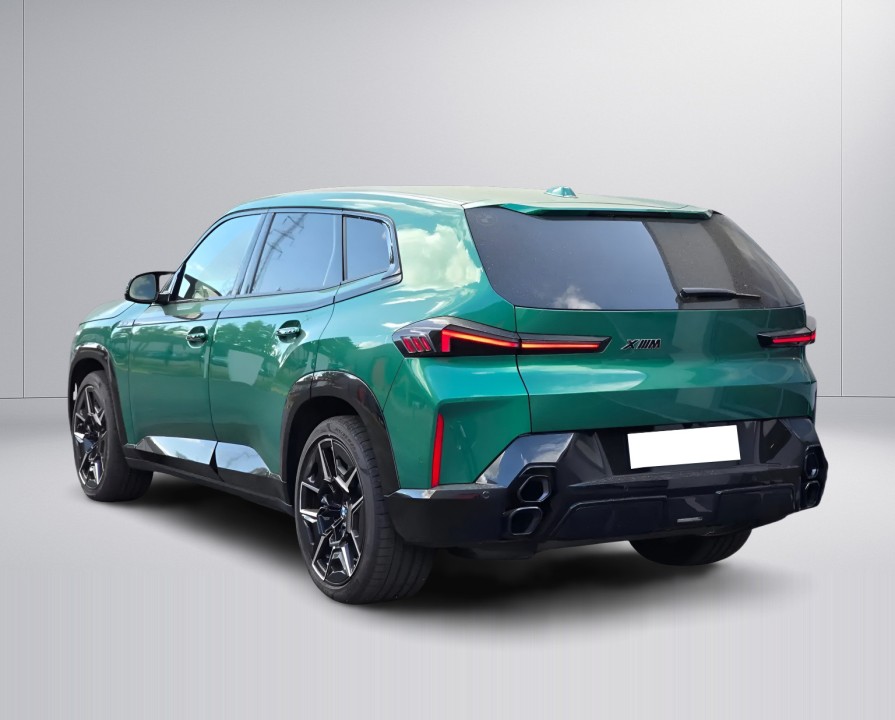 BMW XM 50e (4)