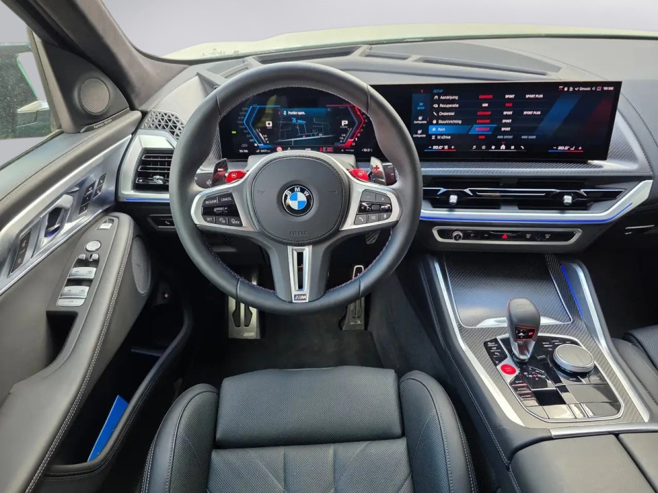 BMW XM 50e - foto 8