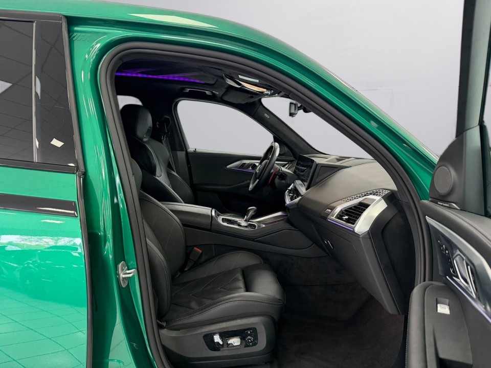 BMW XM 50e - foto 10