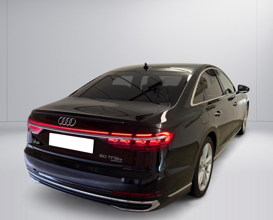Audi A8 60 TSFIe quattro (5)