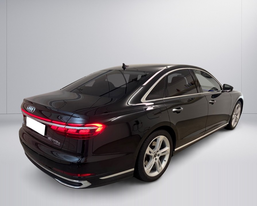 Audi A8 60 TSFIe quattro (3)