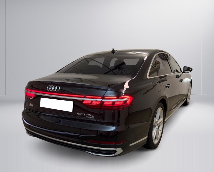 Audi A8 60 TSFIe quattro (4)