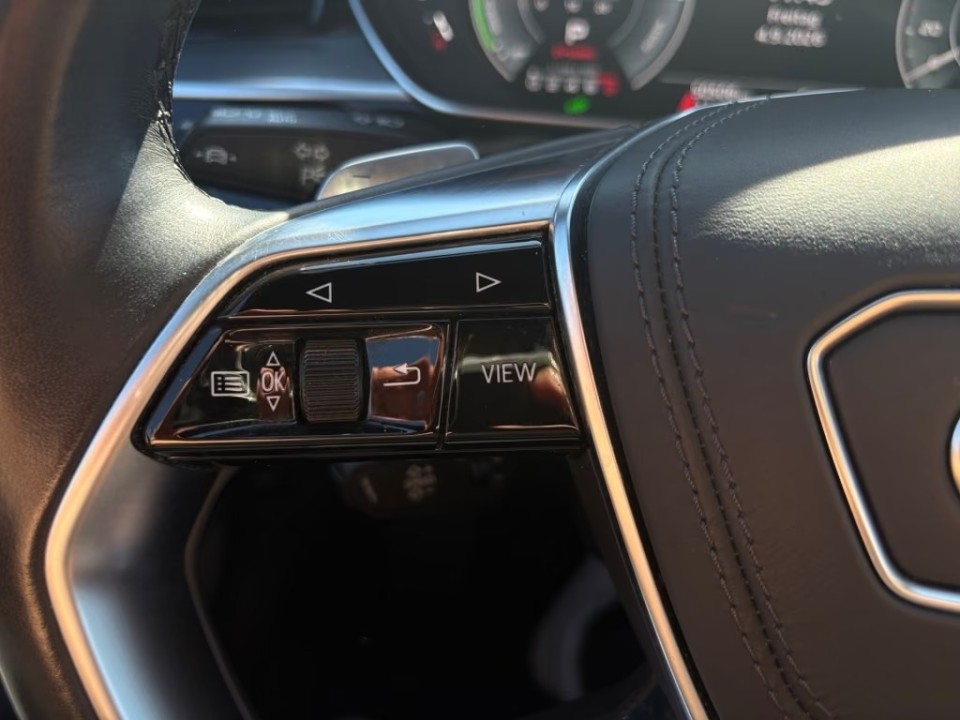 Audi A8 L 60 TFSIe quattro - foto 11