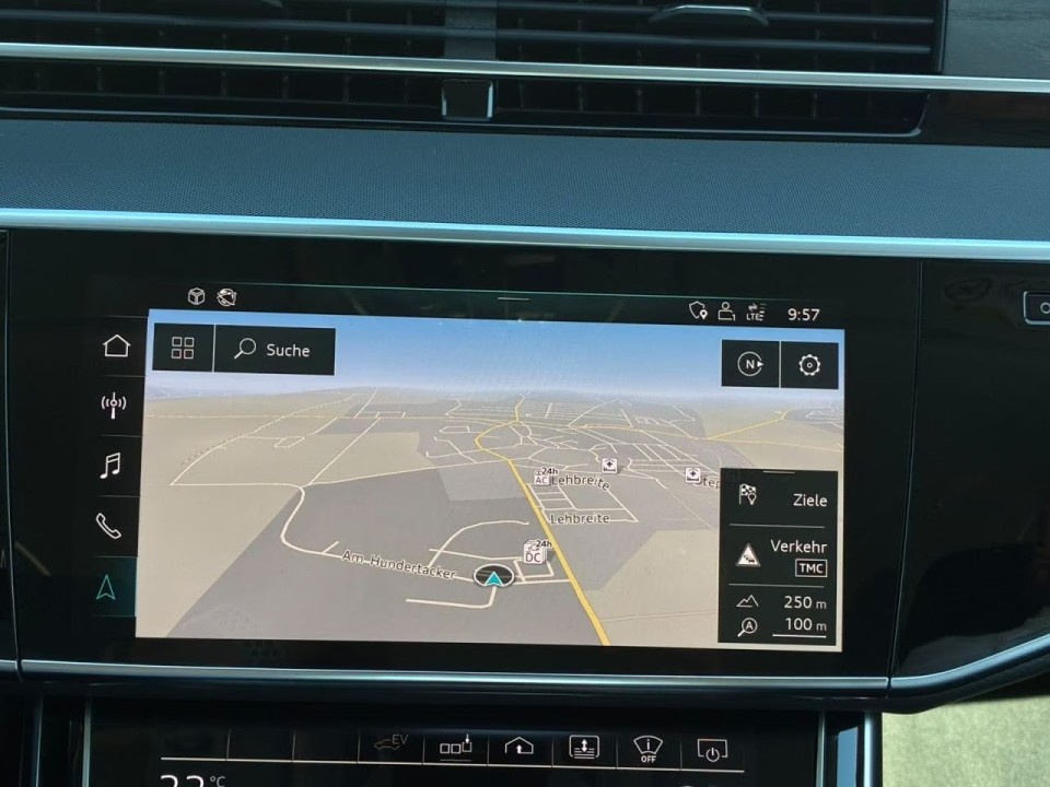 Audi A8 60 TFSIe quattro - foto 16