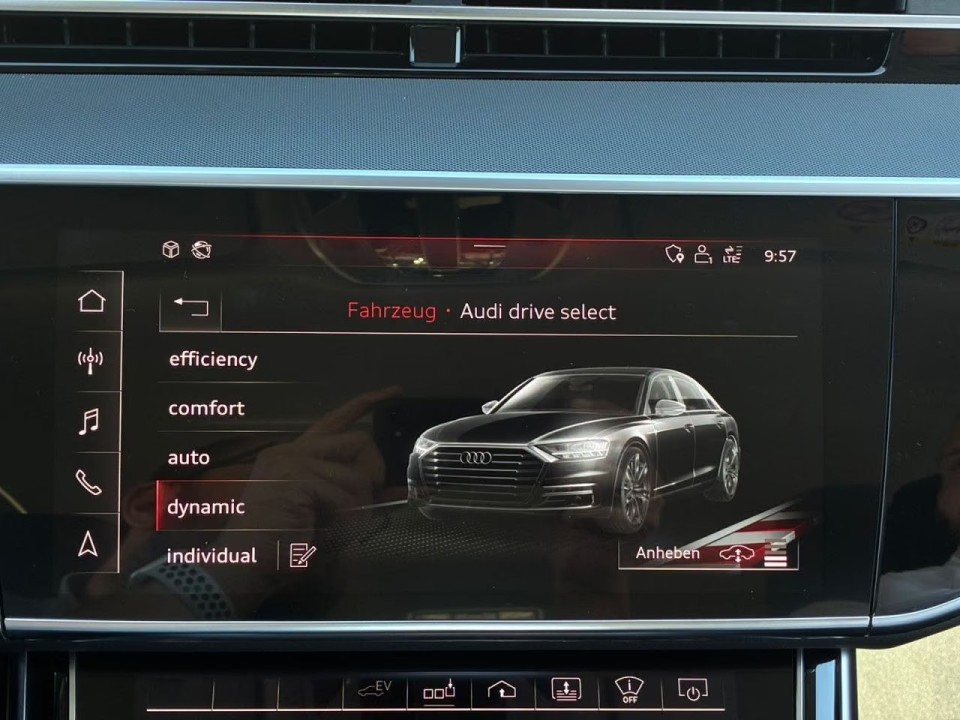 Audi A8 60 TFSIe quattro - foto 12