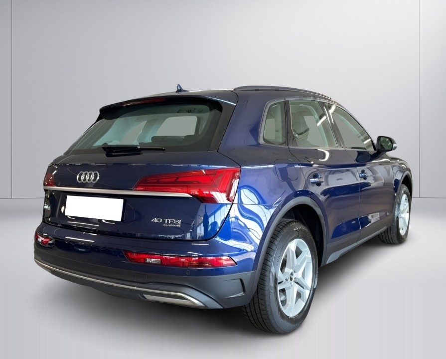 Audi Q5 40TFSI quattro S tronic (2)