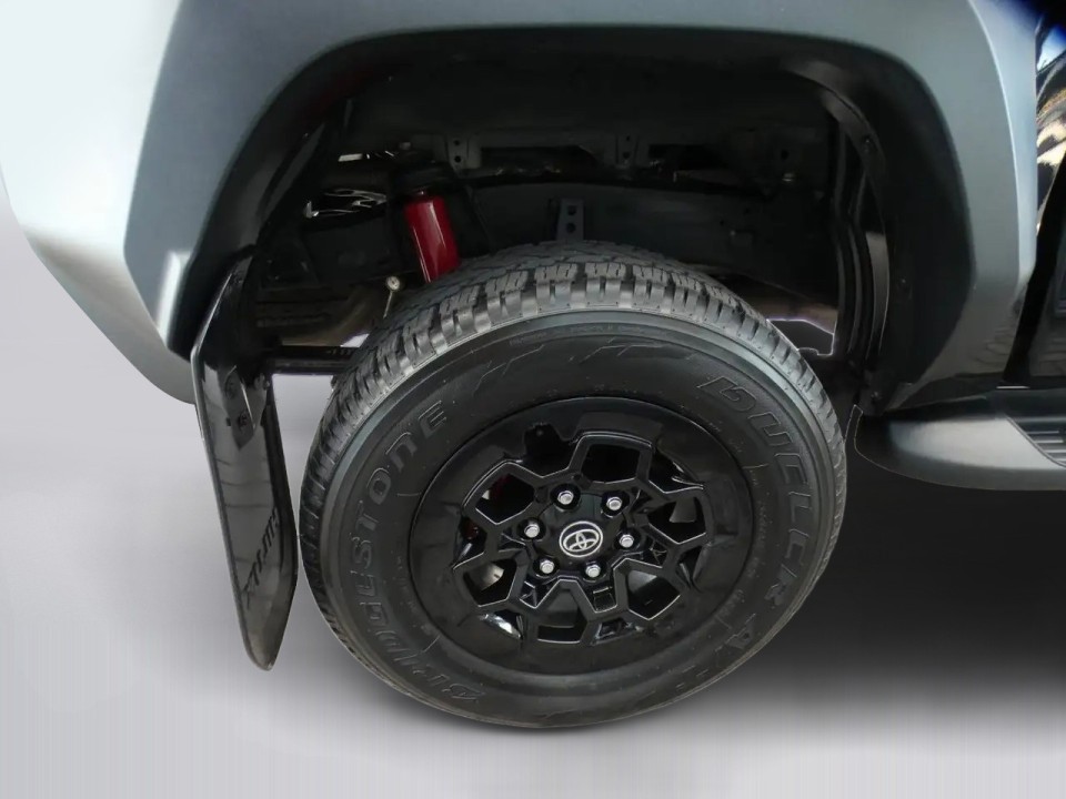 Toyota Hilux GR Sport II - foto 15