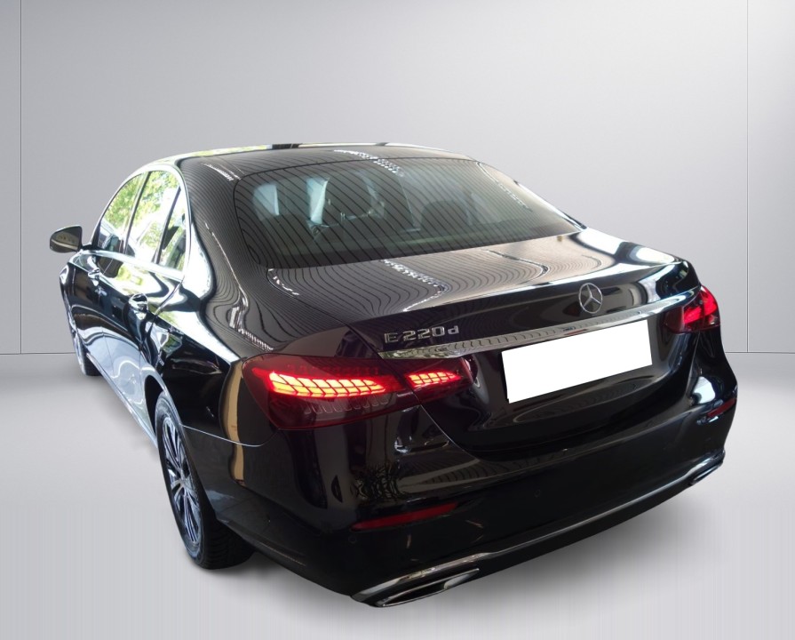 Mercedes-Benz E Limousine 220d Avantgarde (5)