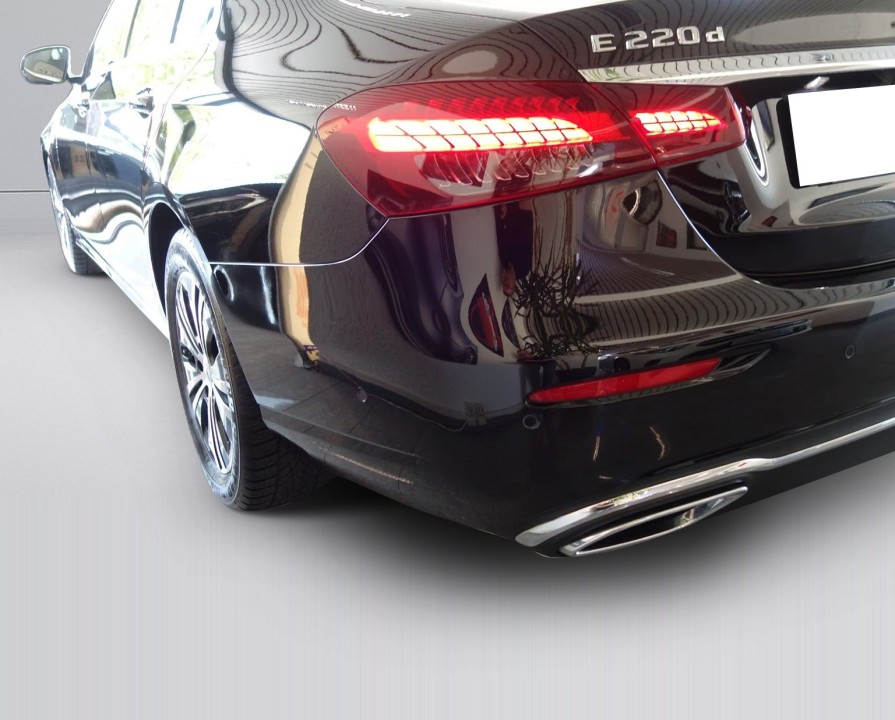 Mercedes-Benz E Limousine 220d Avantgarde - foto 37
