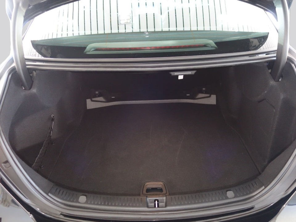 Mercedes-Benz E Limousine 220d Avantgarde - foto 31