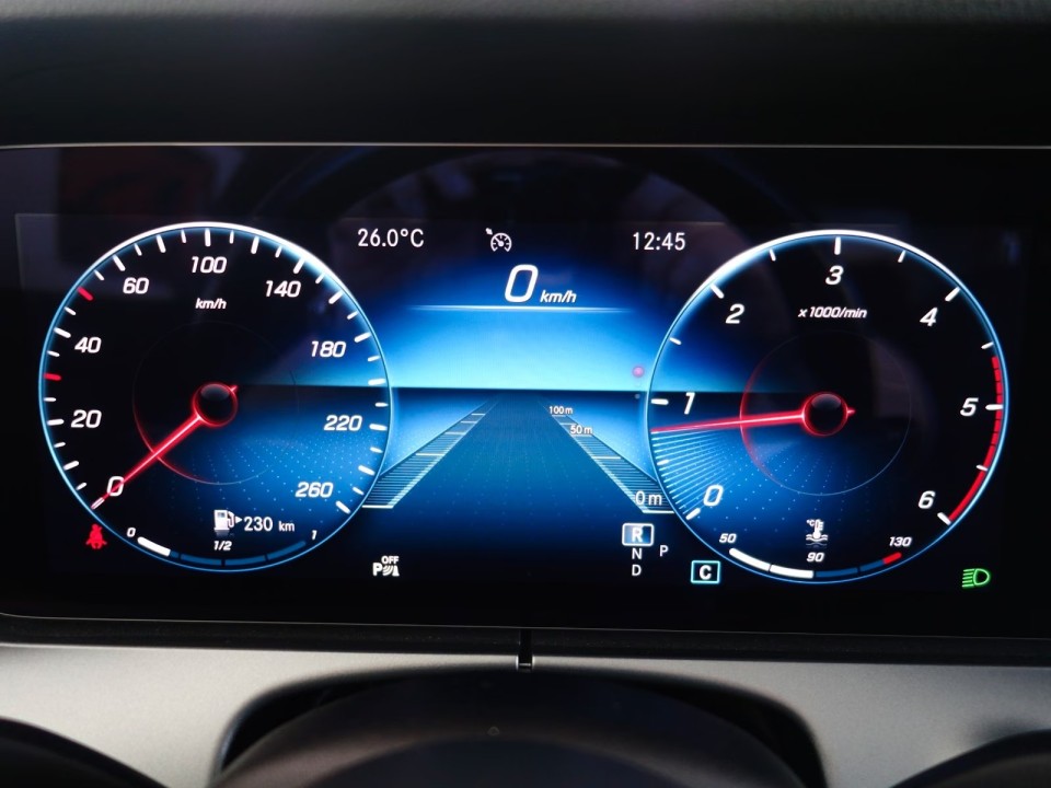Mercedes-Benz E Limousine 220d Avantgarde - foto 21