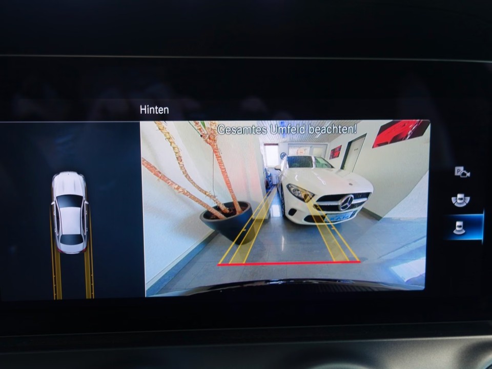 Mercedes-Benz E Limousine 220d Avantgarde - foto 26