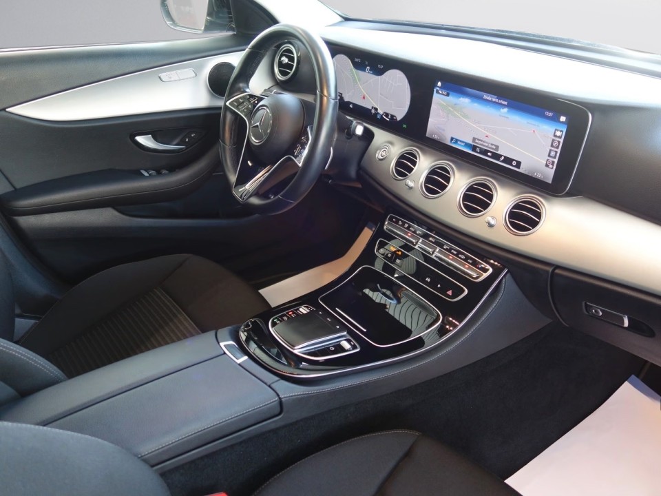Mercedes-Benz E Limousine 220d Avantgarde - foto 17
