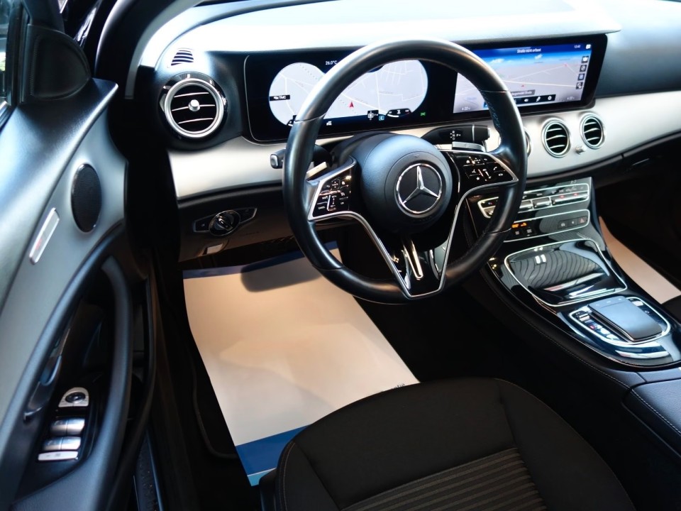 Mercedes-Benz E Limousine 220d Avantgarde - foto 16