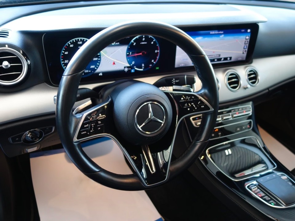 Mercedes-Benz E Limousine 220d Avantgarde - foto 14