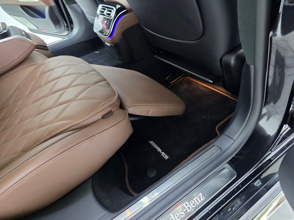 Mercedes-Benz S-Class Long 580 4MATIC AMG Line - foto 17