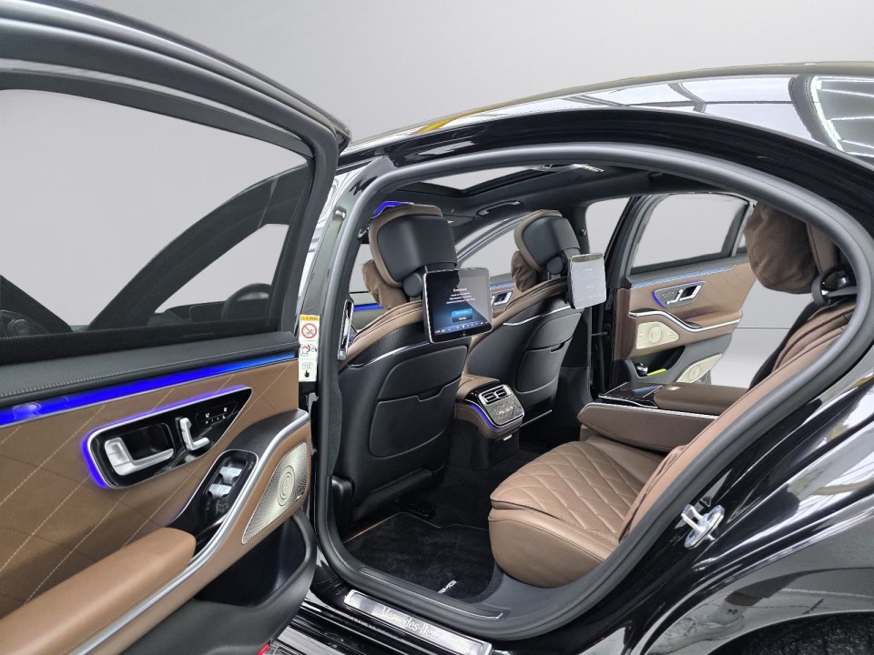 Mercedes-Benz S-Class Long 580 4MATIC AMG Line - foto 11