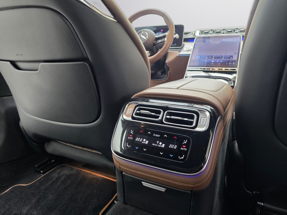 Mercedes-Benz S-Class Long 580 4MATIC AMG Line - foto 19