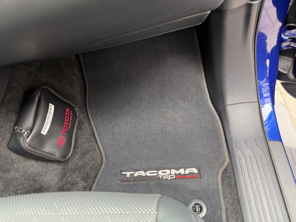 Toyota Tacoma TRD - foto 28