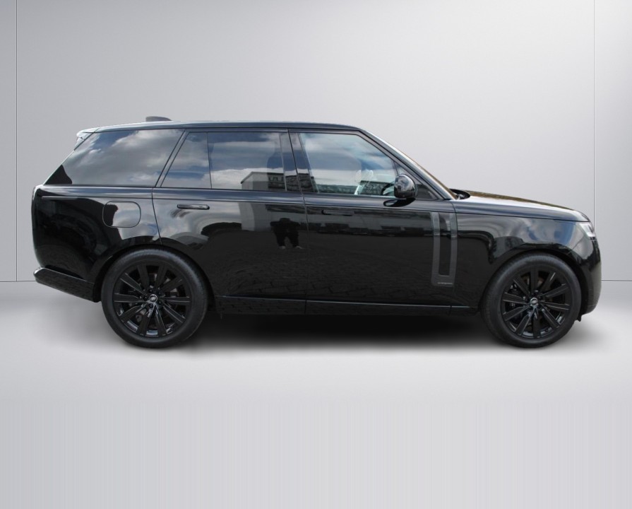 Land Rover Range Rover P530 Autobiography (3)