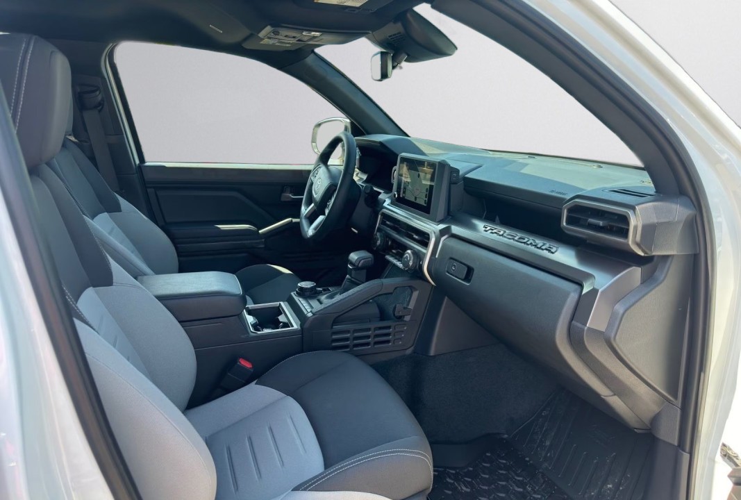Toyota Tacoma TRD - foto 8