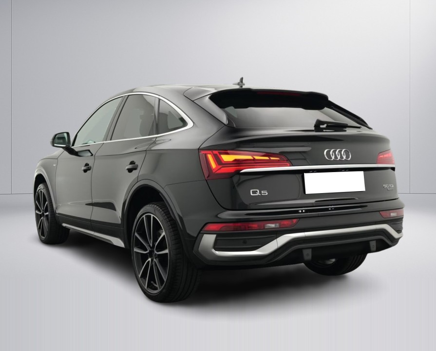 Audi Q5 Sportback 50TDI quattro - foto 8