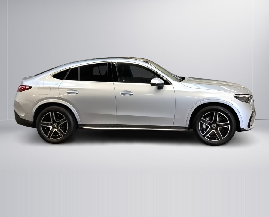 Mercedes-Benz GLC Coupé 200 4MATIC AMG Line (2)