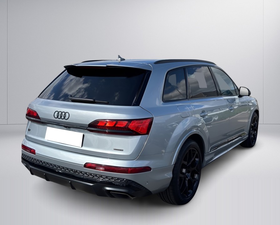 Audi Q7 60 TFSIe quattro S line (3)