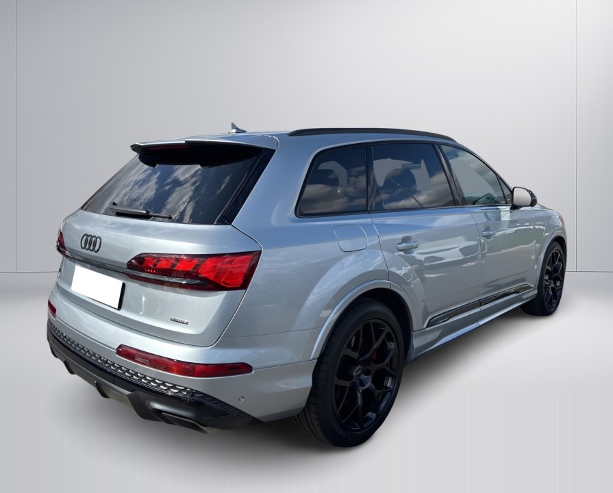 Audi Q7 60 TFSIe quattro S line (2)