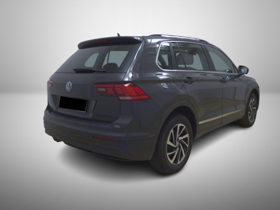 Volkswagen Tiguan 2.0 TDI (3)