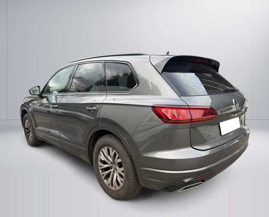 Volkswagen Touareg V6 TDI R-Line (4)