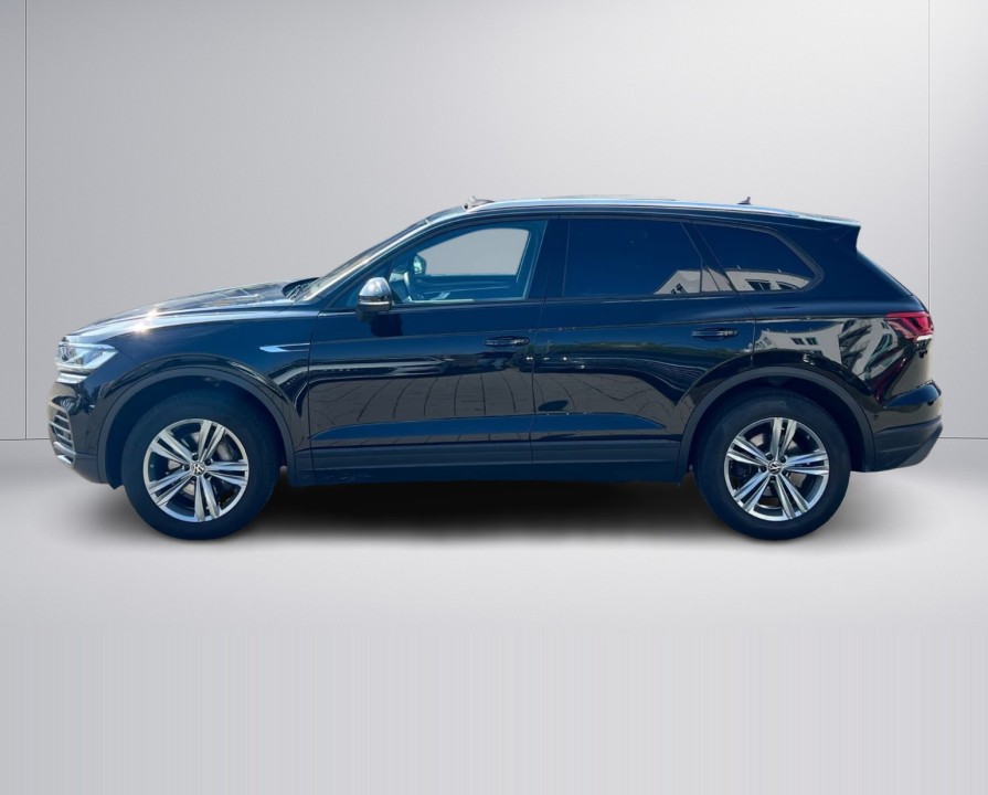 Volkswagen Touareg V6 TDI (5)