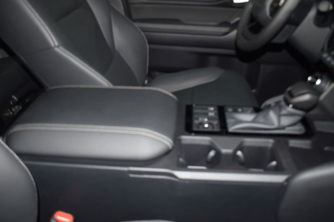 Toyota Land Cruiser 250 - foto 7