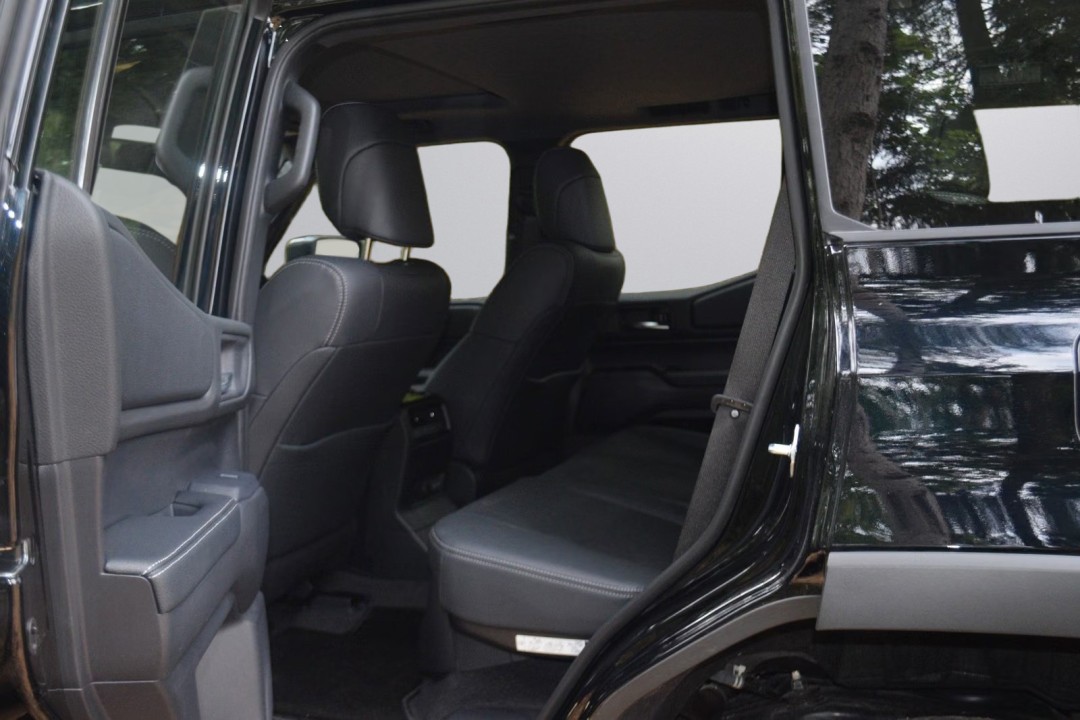 Toyota Land Cruiser 250 - foto 10