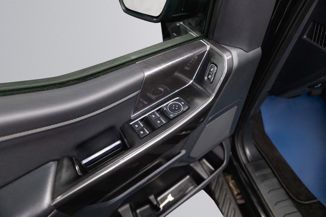 Ford F150 - foto 36