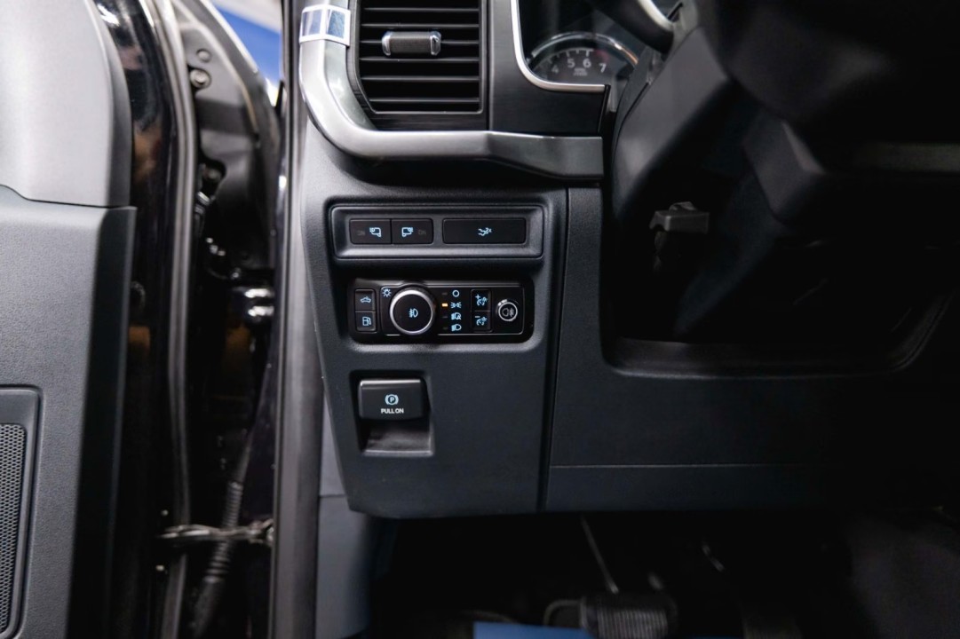 Ford F150 - foto 31