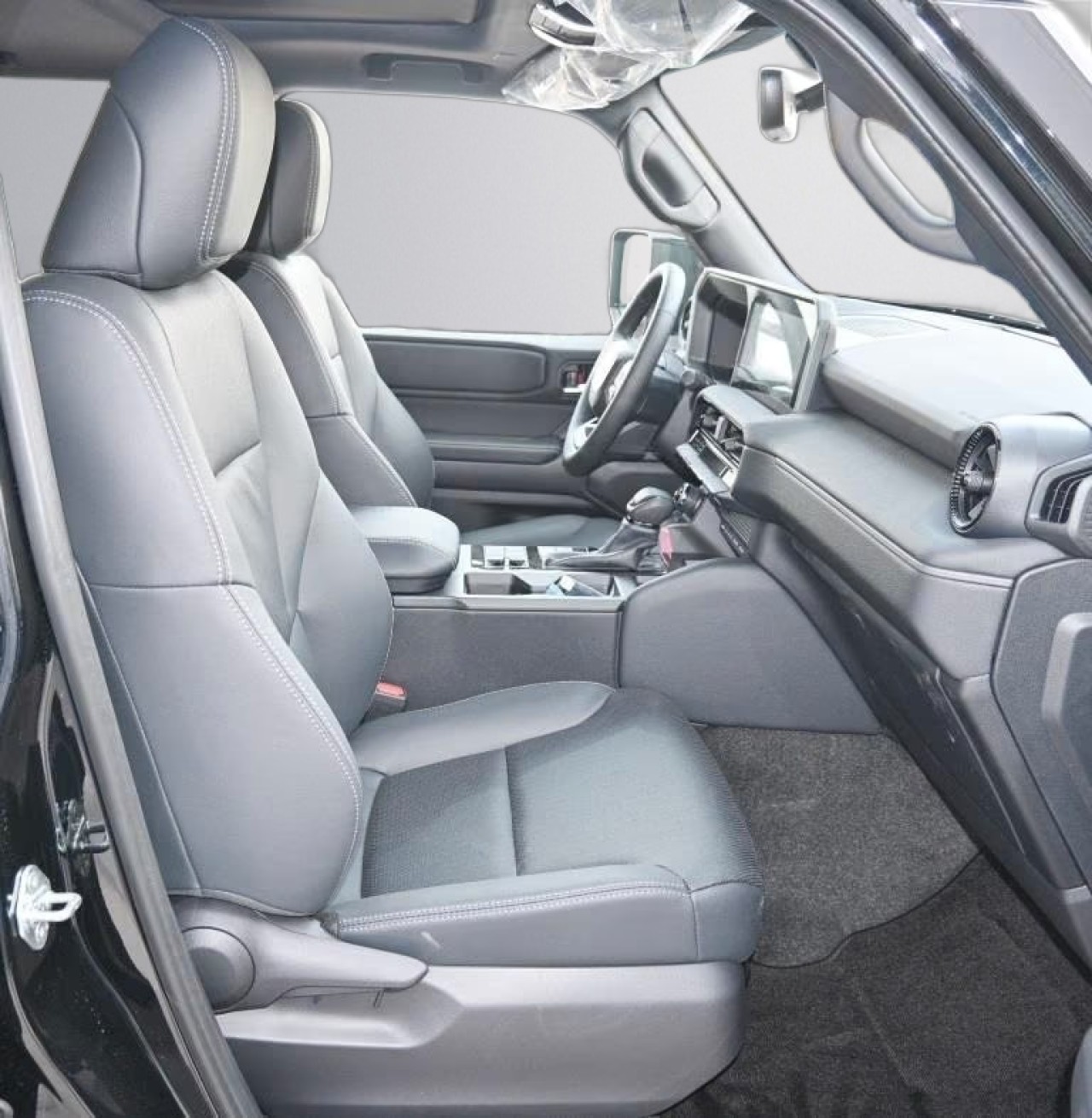 Toyota Land Cruiser 250 - foto 8