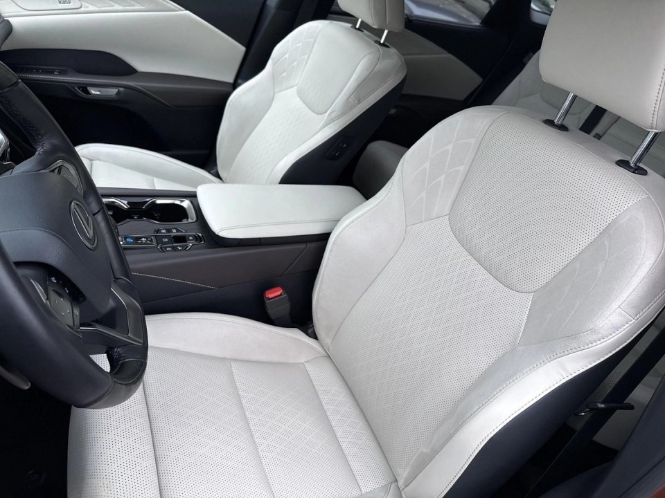 Lexus Seria RX 450h+ Omotenashi - foto 13
