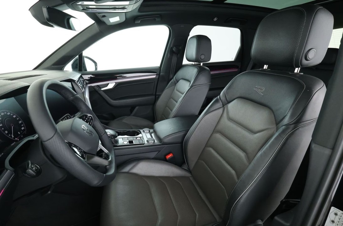 Volkswagen Touareg V6 TDI R-Line - foto 13