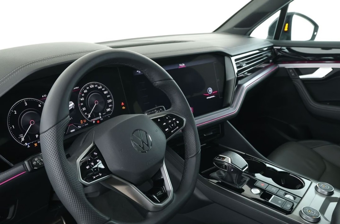 Volkswagen Touareg V6 TDI R-Line - foto 9