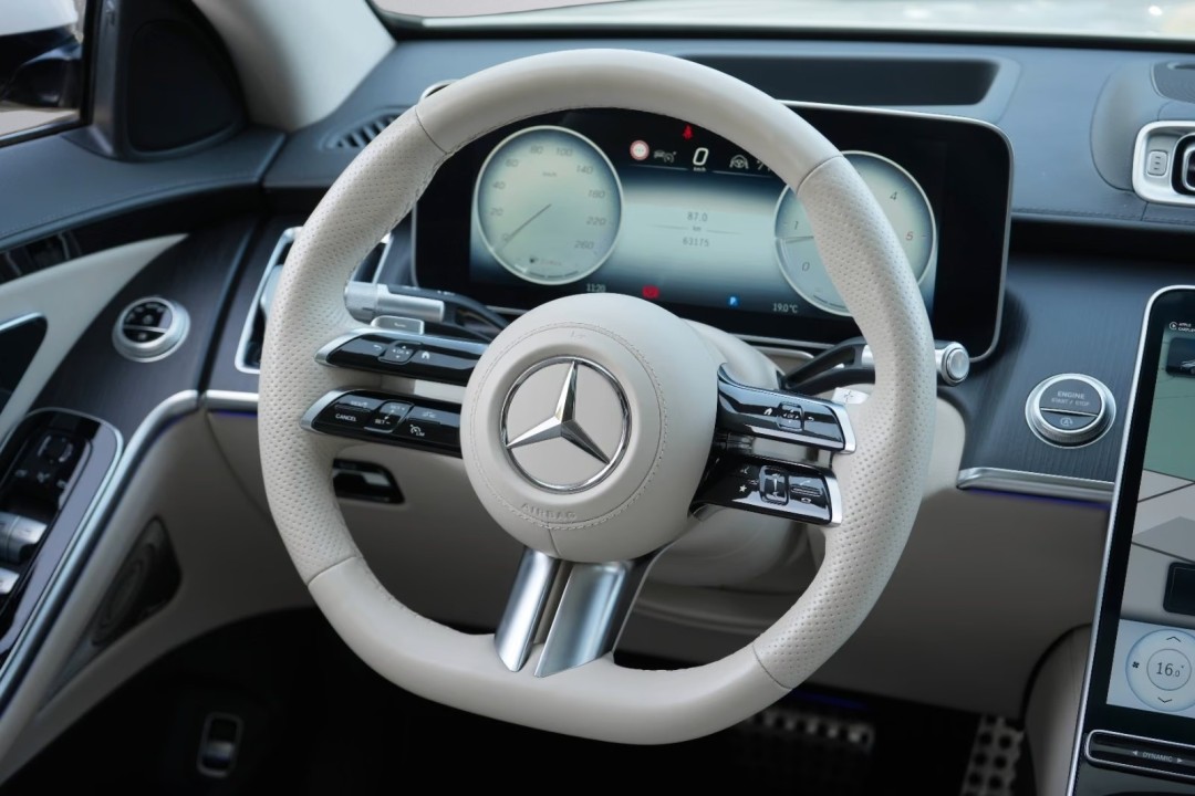 Mercedes-Benz S 350d AMG Line - foto 12