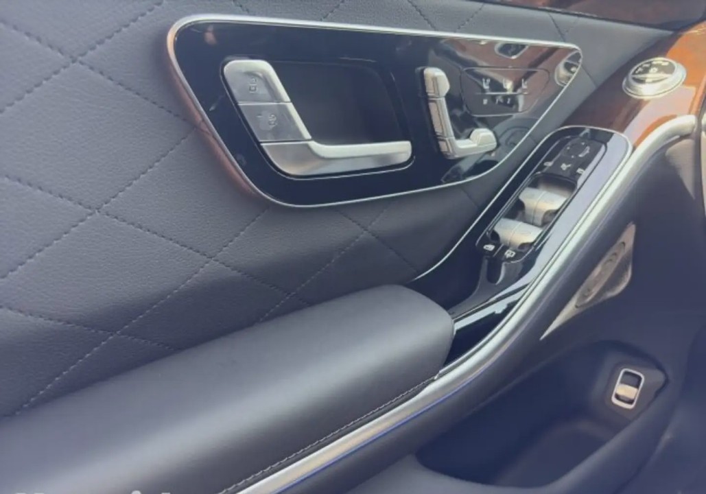 Mercedes-Benz S 500 4MATIC Long AMG Line - foto 19