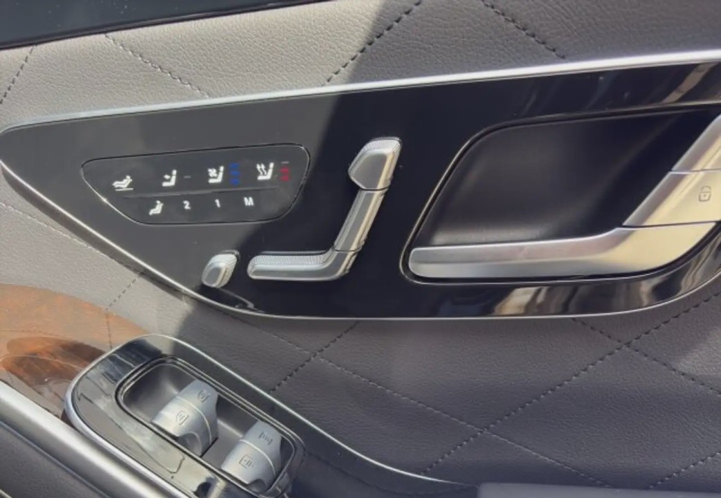 Mercedes-Benz S 500 4MATIC Long AMG Line - foto 17