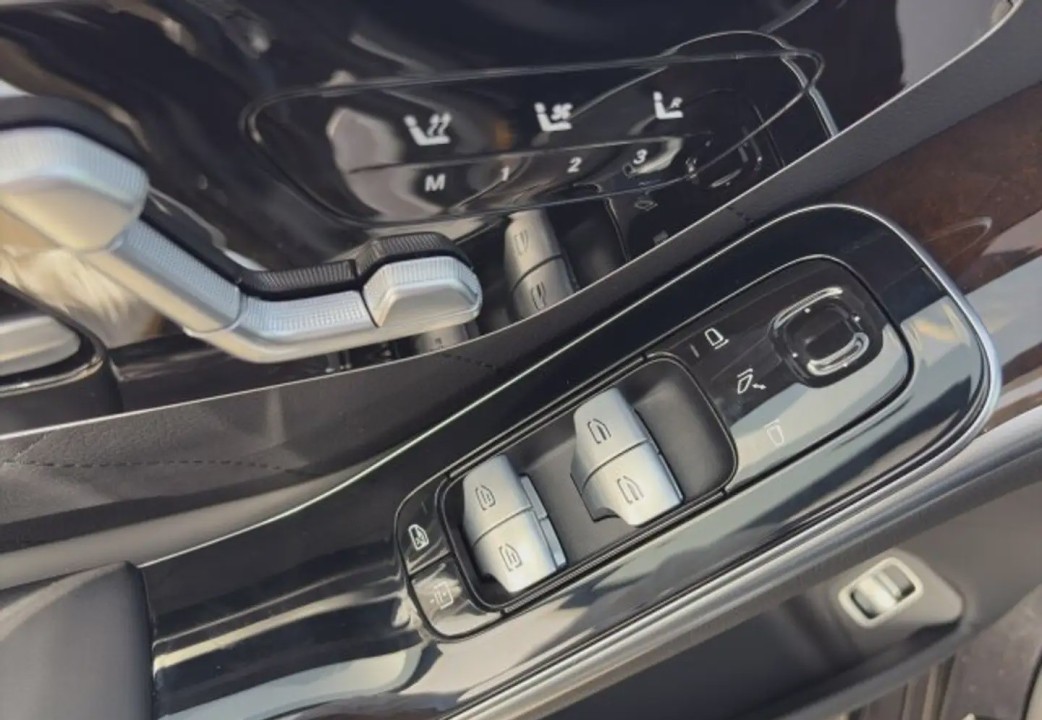 Mercedes-Benz S 500 4MATIC Long AMG Line - foto 14