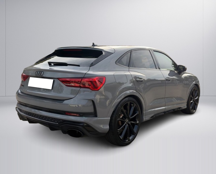 Audi RS Q3 Sportback quattro (3)